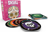 Space Cowboys Skull 2022 angleška izdaja - Igra s kartami za urjenje blefiranja - Družabna igra za starosti 10+ let, 15-45 min, 3-6 igralcev